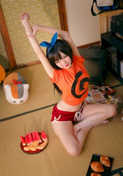 大胸接吻摸下面_高清影视在线观看